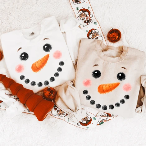 cutesy snowman face