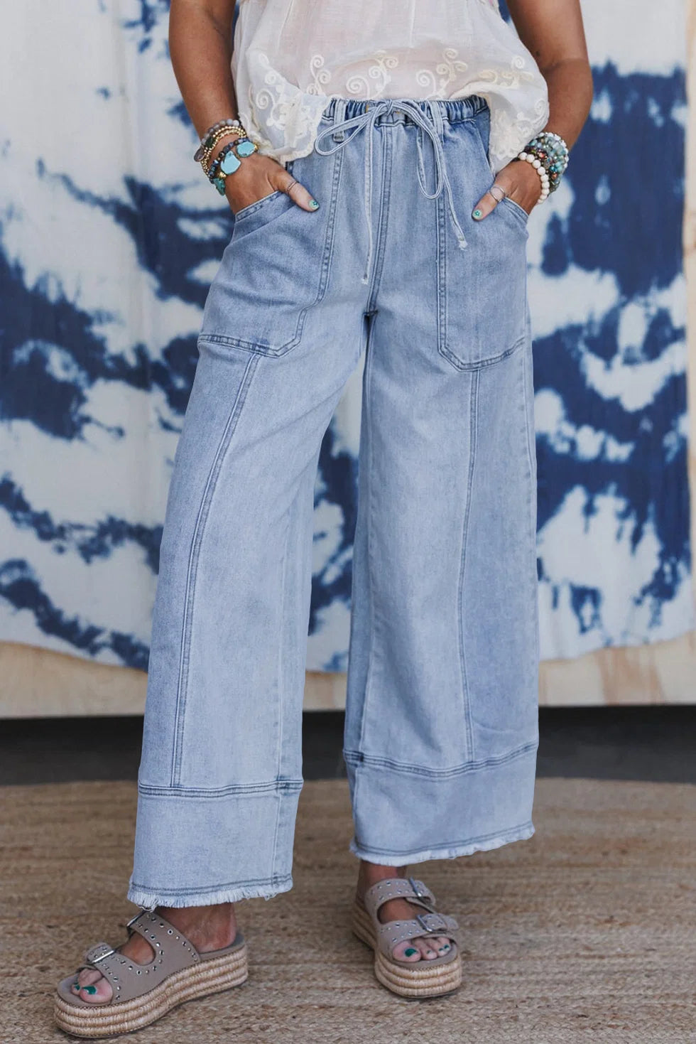 seam detail raw hem pants