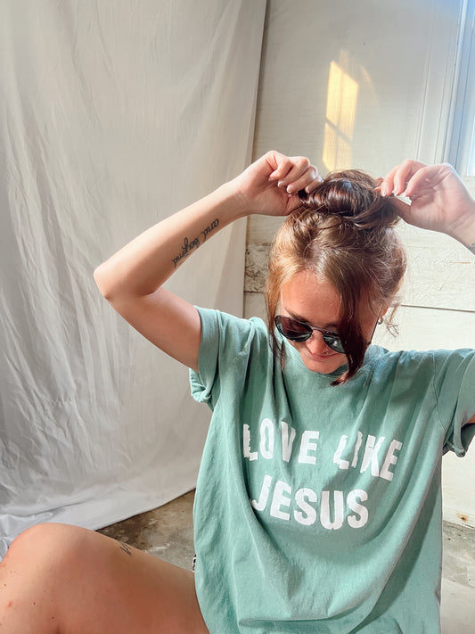 love like Jesus